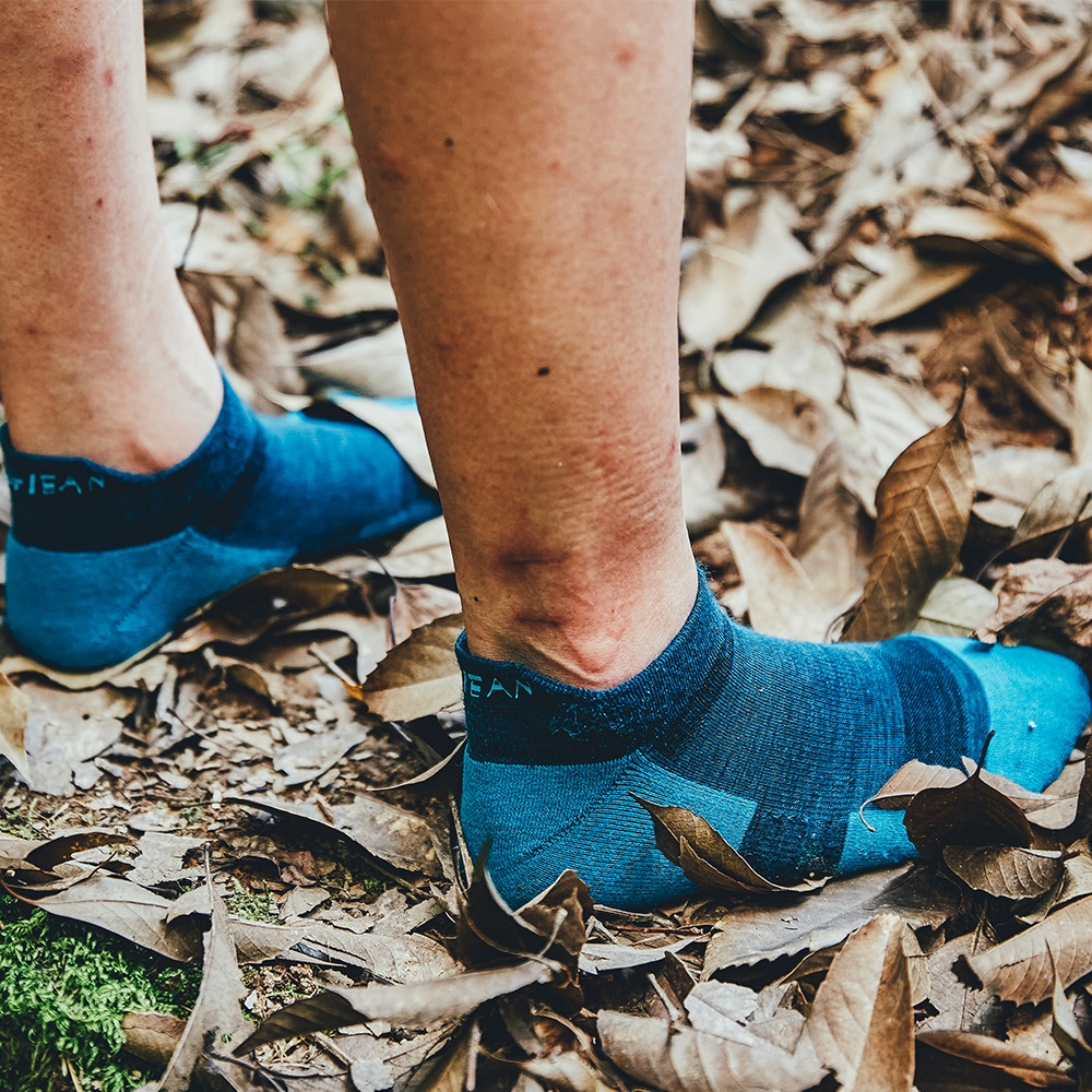 Mediterranean Light Weight No-show Running Socks