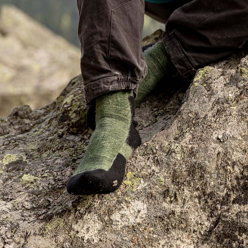 Maze Medium Weight Crew Hiking Socks - Boulder Way Edition - 100% merino wool hiking socks by Na Giean